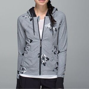 Lululemon Movement Hooded Jacket in Atomic Flower Size 4